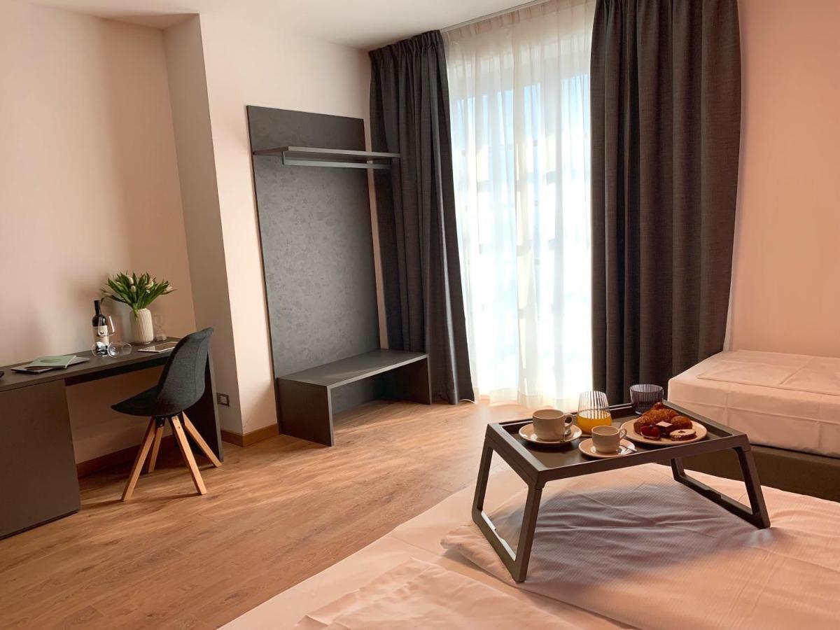 Guest House Le Cassandre ソンドリオ エクステリア 写真